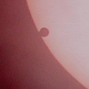 (ii) Venus produces the famous tear drop effect.jpg