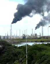 Curacao refinery becoming unwelcome guest