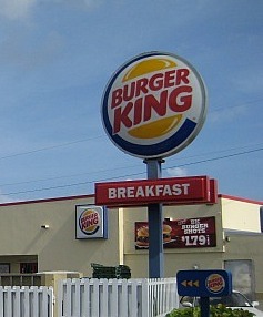 Gunmen rob GT Burger King