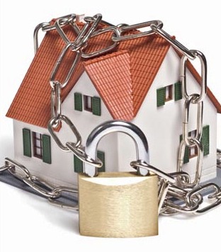 Fidelity first to cut premiums on secure homes