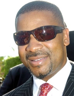 TCI governor calls on Misick to return and face music