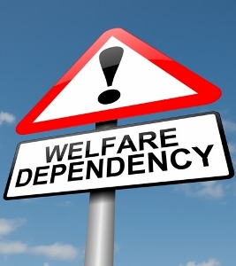 Almost 1,000 homes depend on welfare