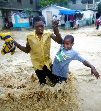 Premier appeals to public to help with Tomas aid