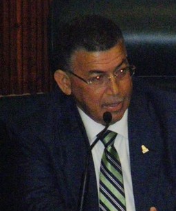 Mac targets Constitutional commissioners