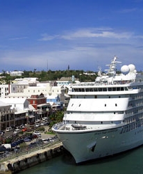Bermuda allows cruise ship casinos to open in port