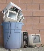 ‘Mountains’ of e-waste threaten developing world