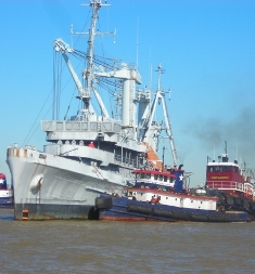 Ship sinking cancelled due to towing problems