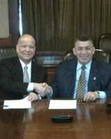 Mac signs MOU in Philippines