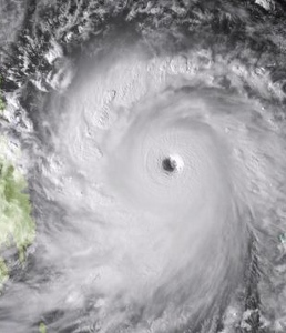 Super Typhoon strikes Philippines