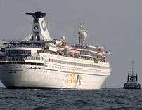 Cruise passengers evacuated to Mexican port