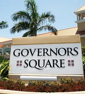 Couple robbed in Governor’s Square