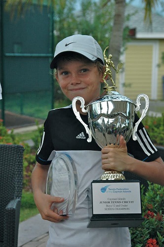 Junior underdogs topple top tennis seeds