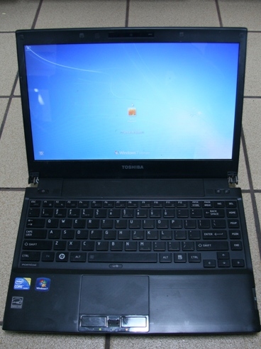 Toshiba laptop March 2012.JPG